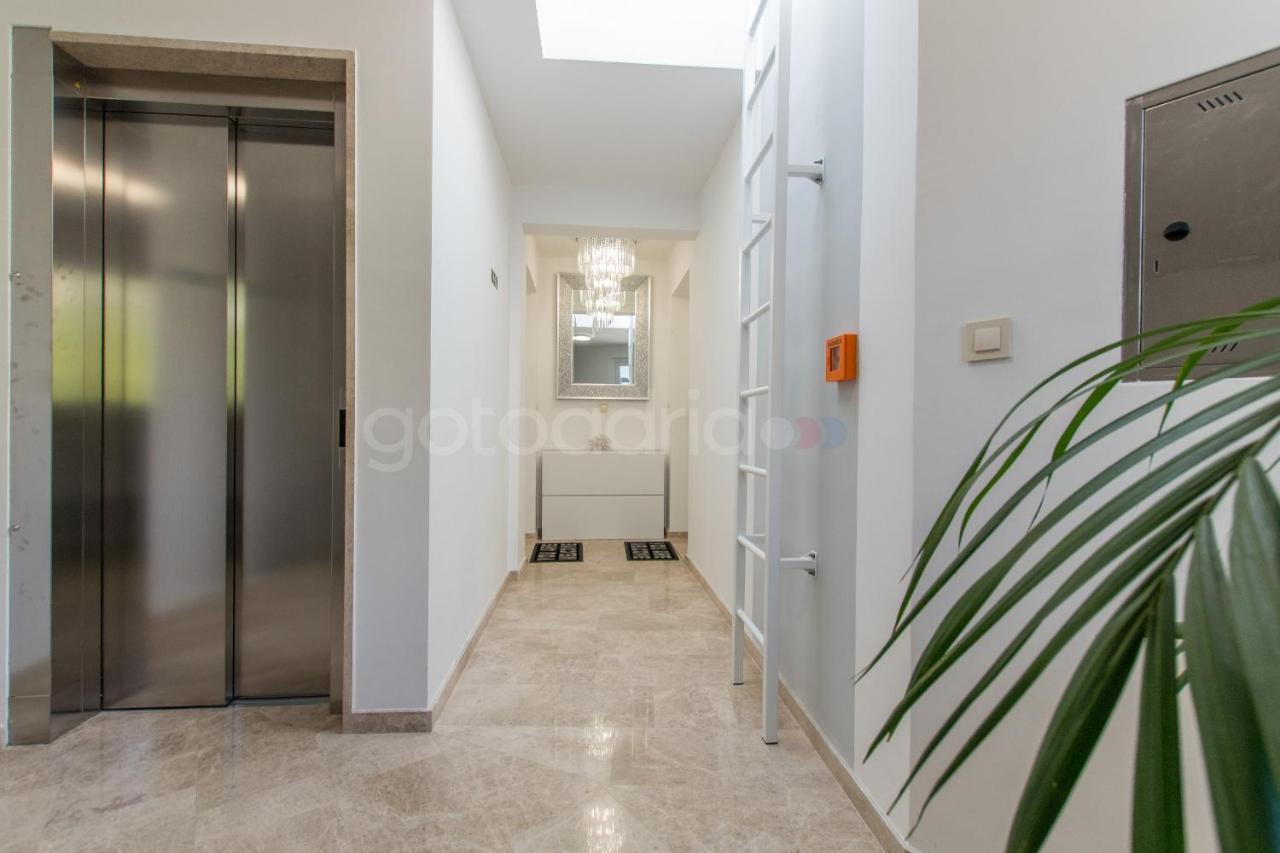 Exclusive Penthouse Big Blue With Private Jacuzzi Daire Makarska Dış mekan fotoğraf