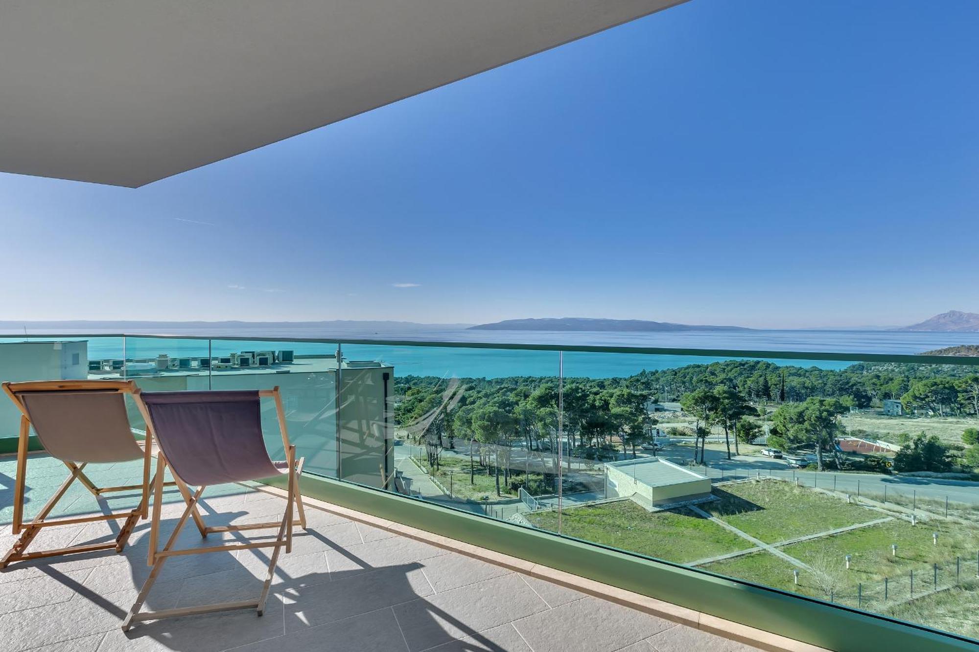 Exclusive Penthouse Big Blue With Private Jacuzzi Daire Makarska Dış mekan fotoğraf