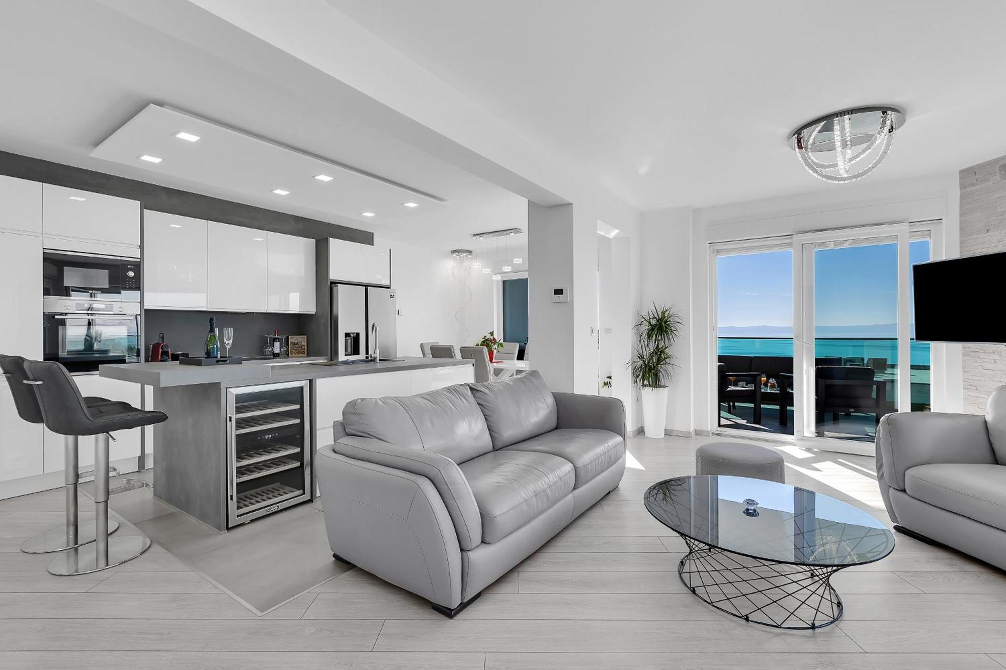 Exclusive Penthouse Big Blue With Private Jacuzzi Daire Makarska Dış mekan fotoğraf