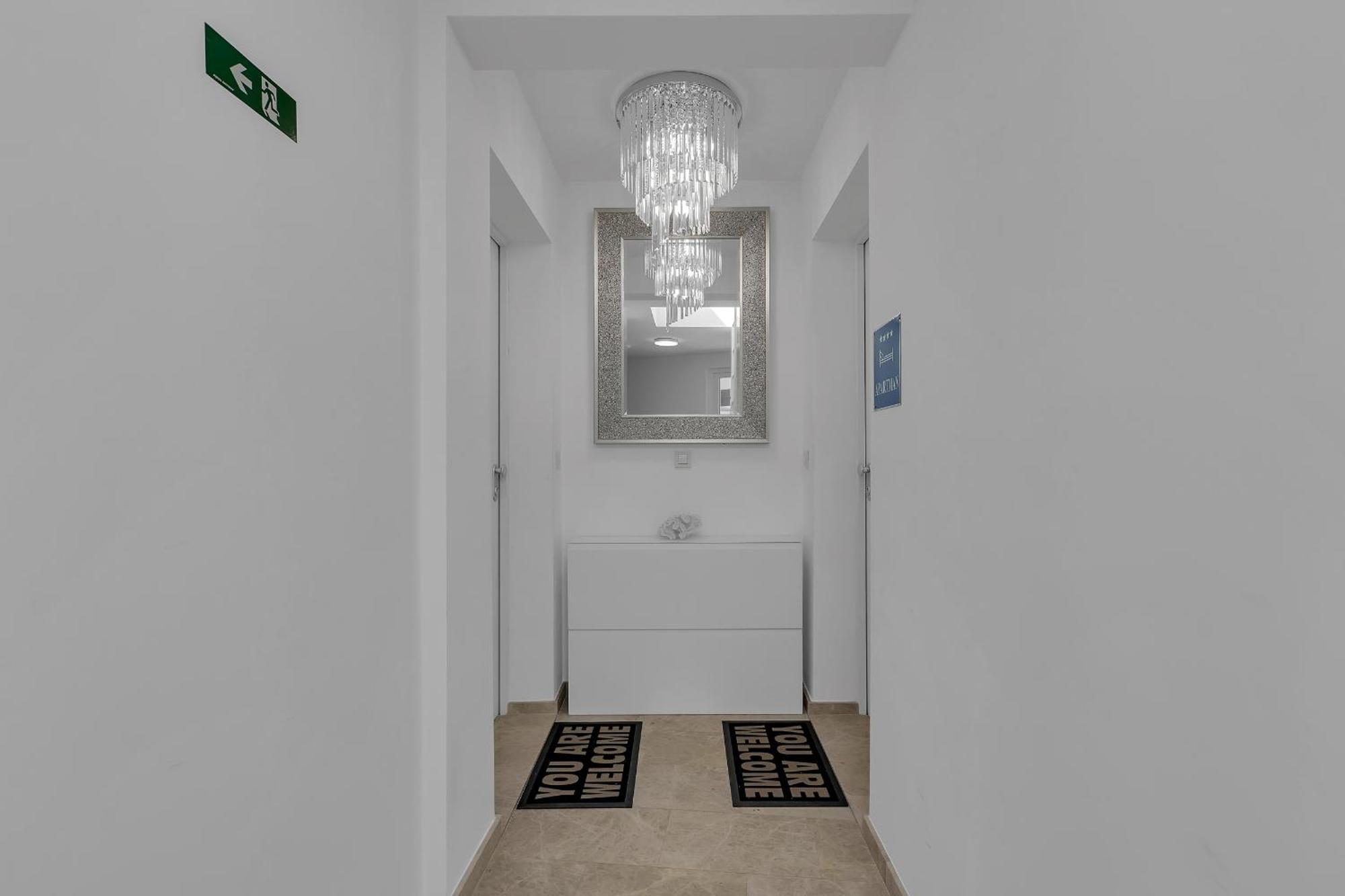 Exclusive Penthouse Big Blue With Private Jacuzzi Daire Makarska Dış mekan fotoğraf